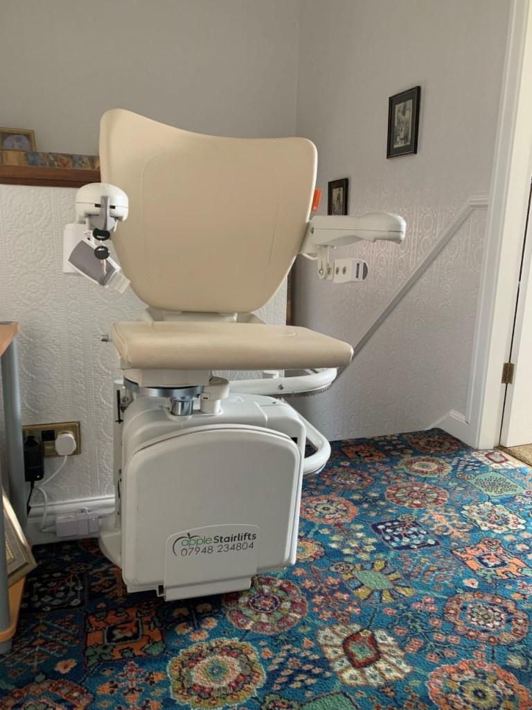 apple-stairlifts-ltd