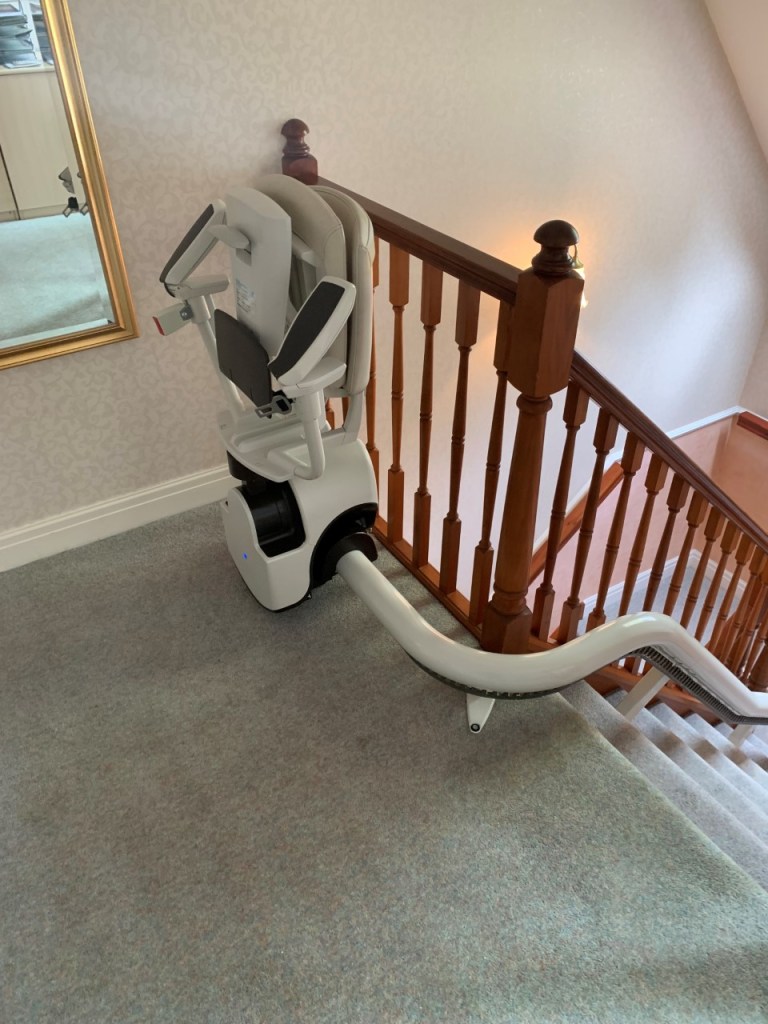 apple-stairlifts-ltd