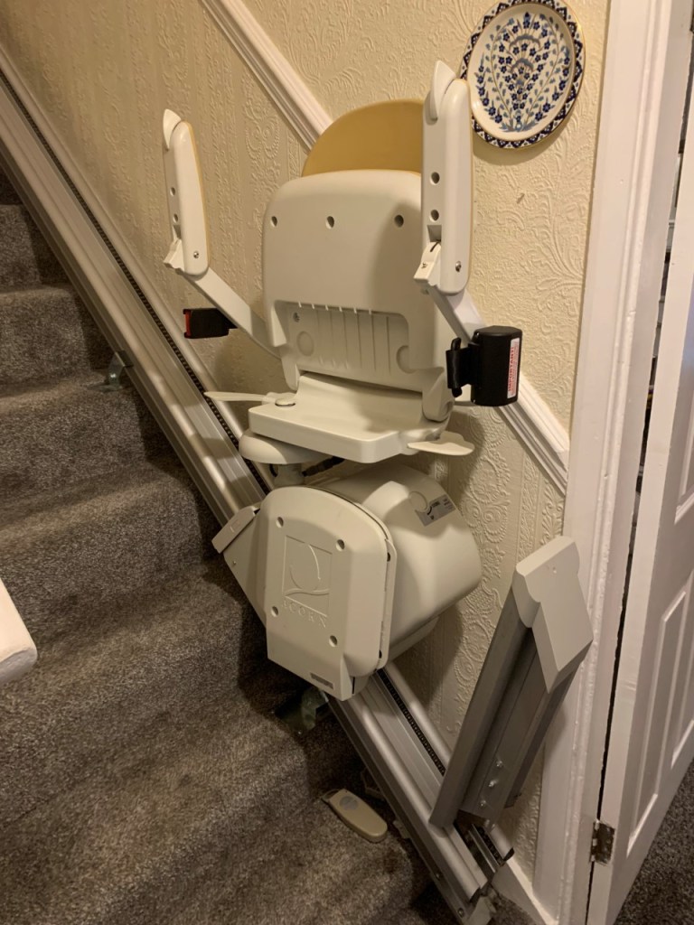 apple-stairlifts-ltd
