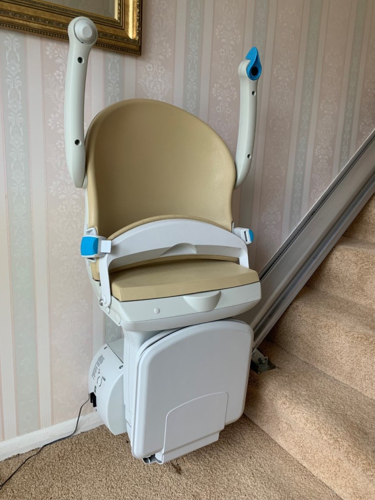 apple-stairlifts-ltd